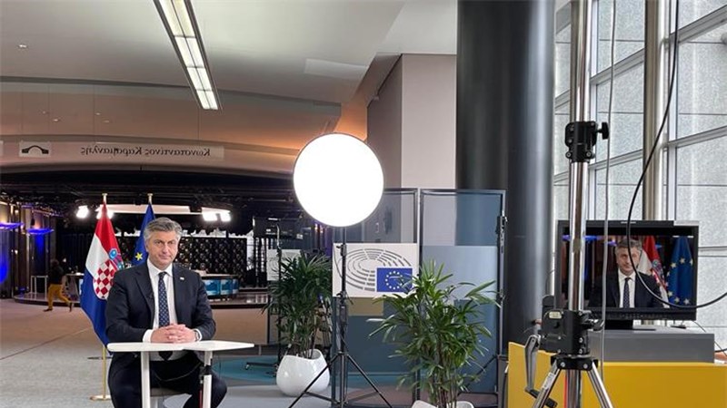 Plenković za France 24: Hrvatska naručila dovoljno cjepiva, tražimo da se isporuči